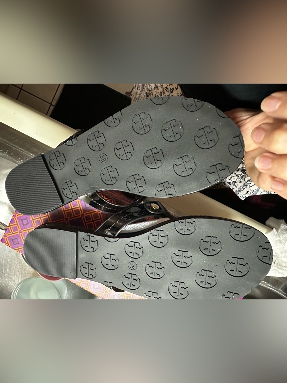 Tory Burch Girls Black Patent Logo Thong Sandals with Gold Accent - Picture 5 of 5